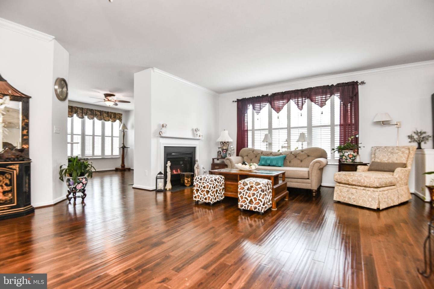 3607 MAUCHLEY CT, WARRENTON, Virginia 20187, 2 Bedrooms Bedrooms, ,2 BathroomsBathrooms,Residential,For sale,3607 MAUCHLEY CT,VAFQ2017868 MLS # VAFQ2017868