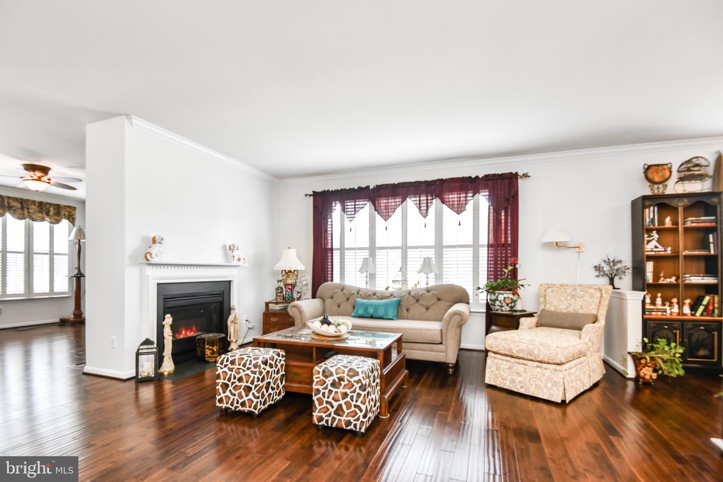 3607 MAUCHLEY CT, WARRENTON, Virginia 20187, 2 Bedrooms Bedrooms, ,2 BathroomsBathrooms,Residential,For sale,3607 MAUCHLEY CT,VAFQ2017868 MLS # VAFQ2017868
