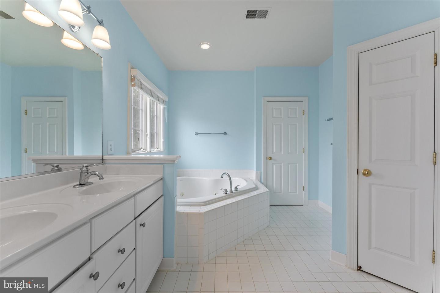 116 DESALES DR, PURCELLVILLE, Virginia 20132, 4 Bedrooms Bedrooms, ,2 BathroomsBathrooms,Residential,For sale,116 DESALES DR,VALO2104660 MLS # VALO2104660