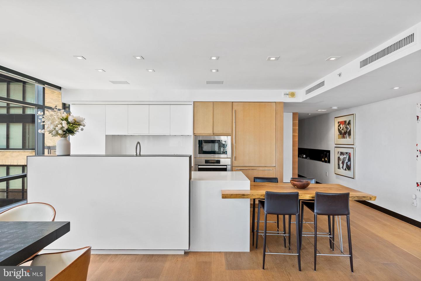 912 F ST NW #905, WASHINGTON, District Of Columbia 20004, 5 Bedrooms Bedrooms, ,4 BathroomsBathrooms,Residential,For sale,912 F ST NW #905,DCDC2215568 MLS # DCDC2215568