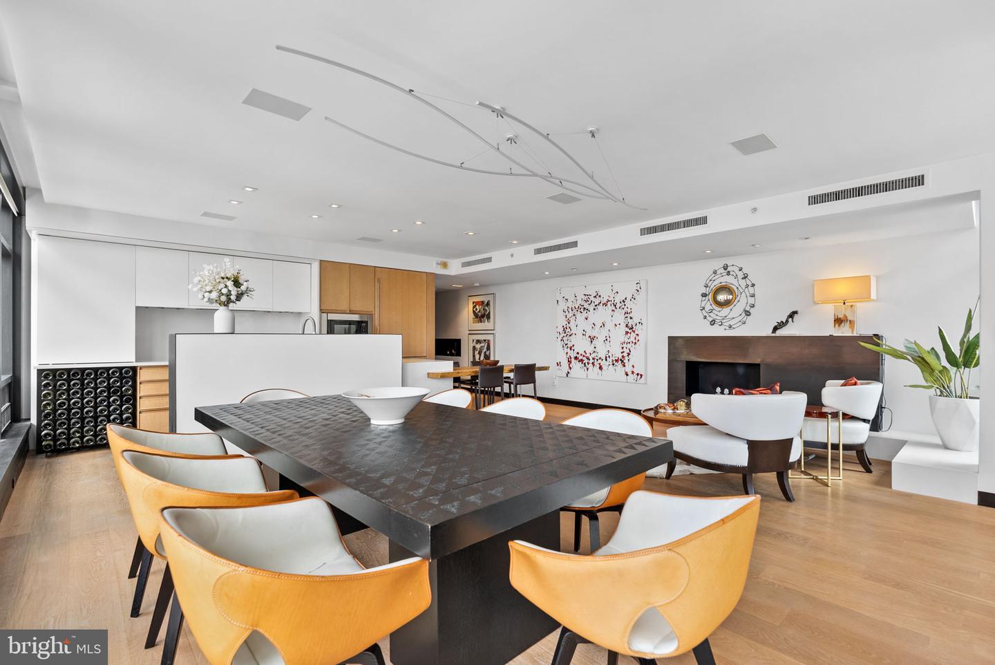 912 F ST NW #905, WASHINGTON, District Of Columbia 20004, 5 Bedrooms Bedrooms, ,4 BathroomsBathrooms,Residential,For sale,912 F ST NW #905,DCDC2215568 MLS # DCDC2215568