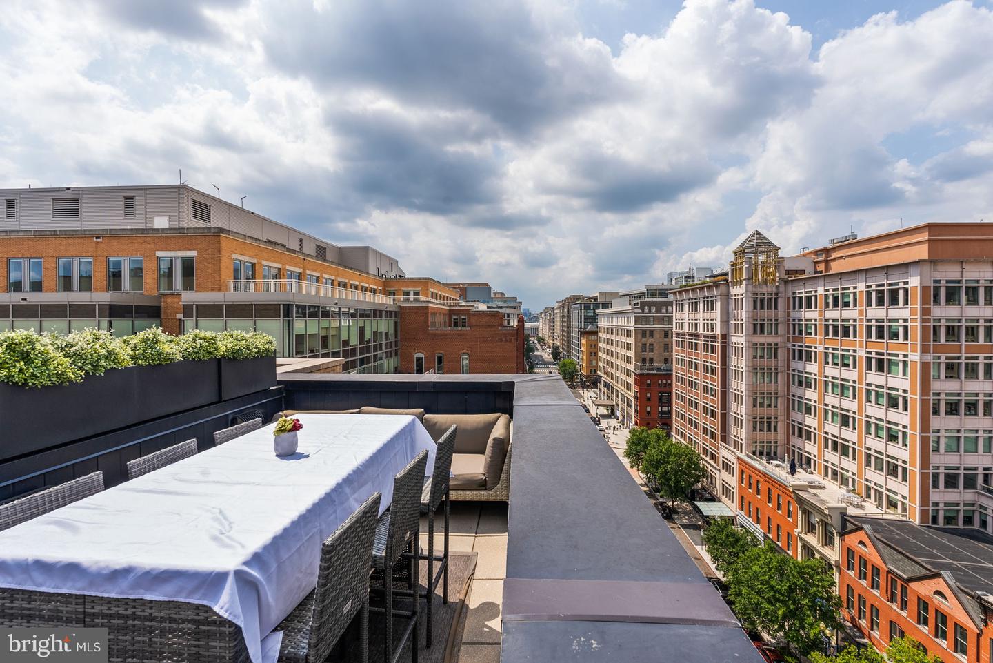 912 F ST NW #905, WASHINGTON, District Of Columbia 20004, 5 Bedrooms Bedrooms, ,4 BathroomsBathrooms,Residential,For sale,912 F ST NW #905,DCDC2215568 MLS # DCDC2215568