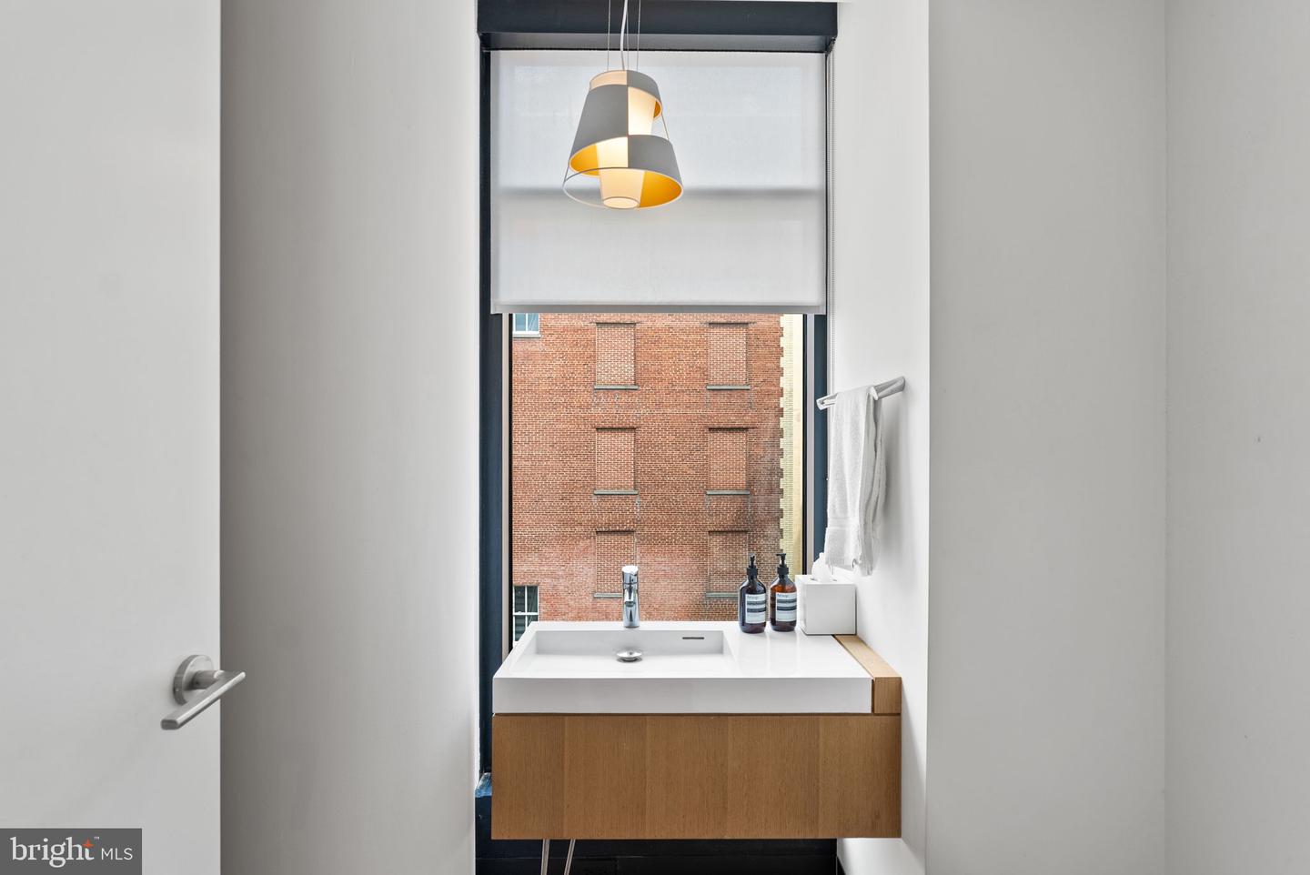 912 F ST NW #905, WASHINGTON, District Of Columbia 20004, 5 Bedrooms Bedrooms, ,4 BathroomsBathrooms,Residential,For sale,912 F ST NW #905,DCDC2215568 MLS # DCDC2215568