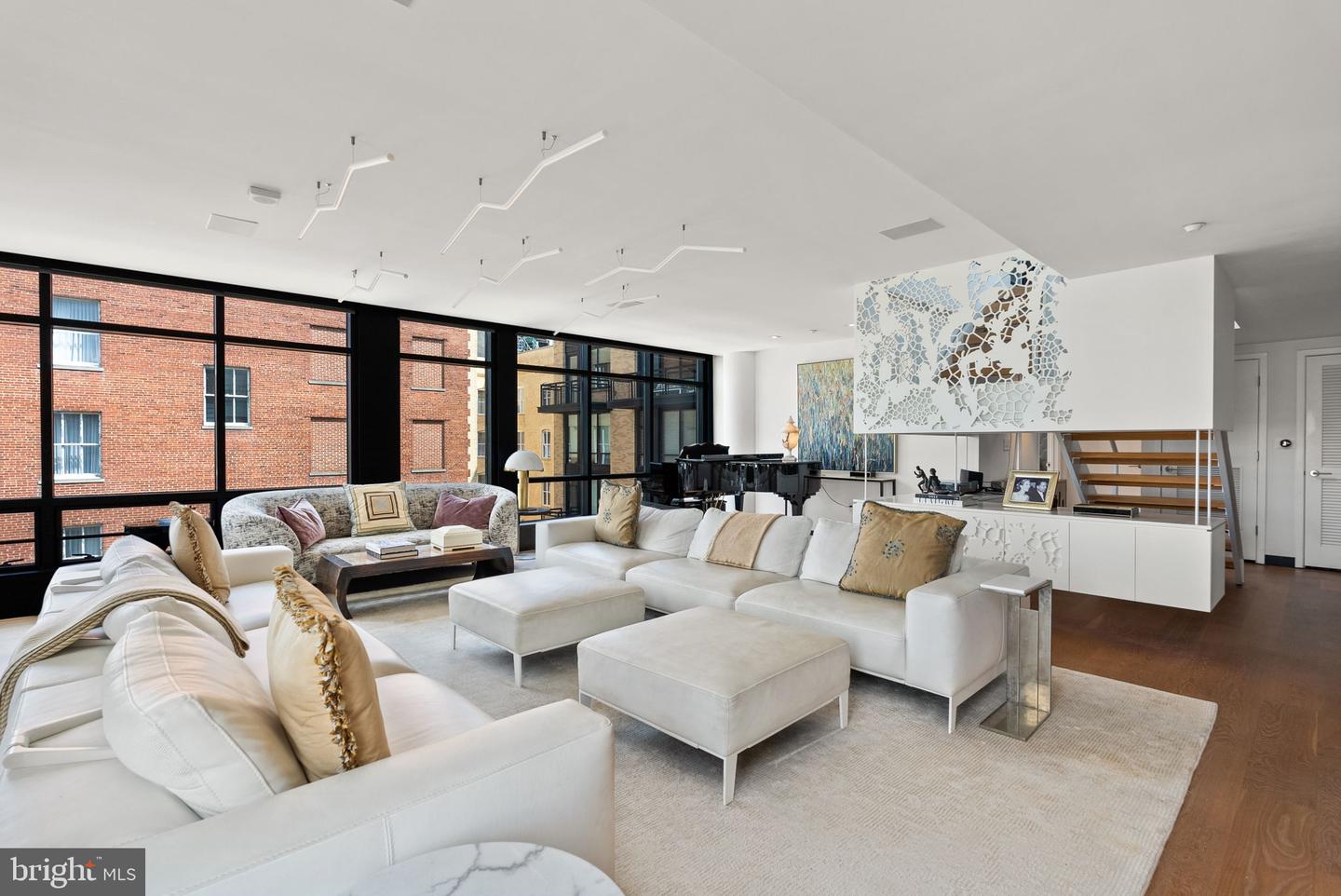 912 F ST NW #905, WASHINGTON, District Of Columbia 20004, 5 Bedrooms Bedrooms, ,4 BathroomsBathrooms,Residential,For sale,912 F ST NW #905,DCDC2215568 MLS # DCDC2215568