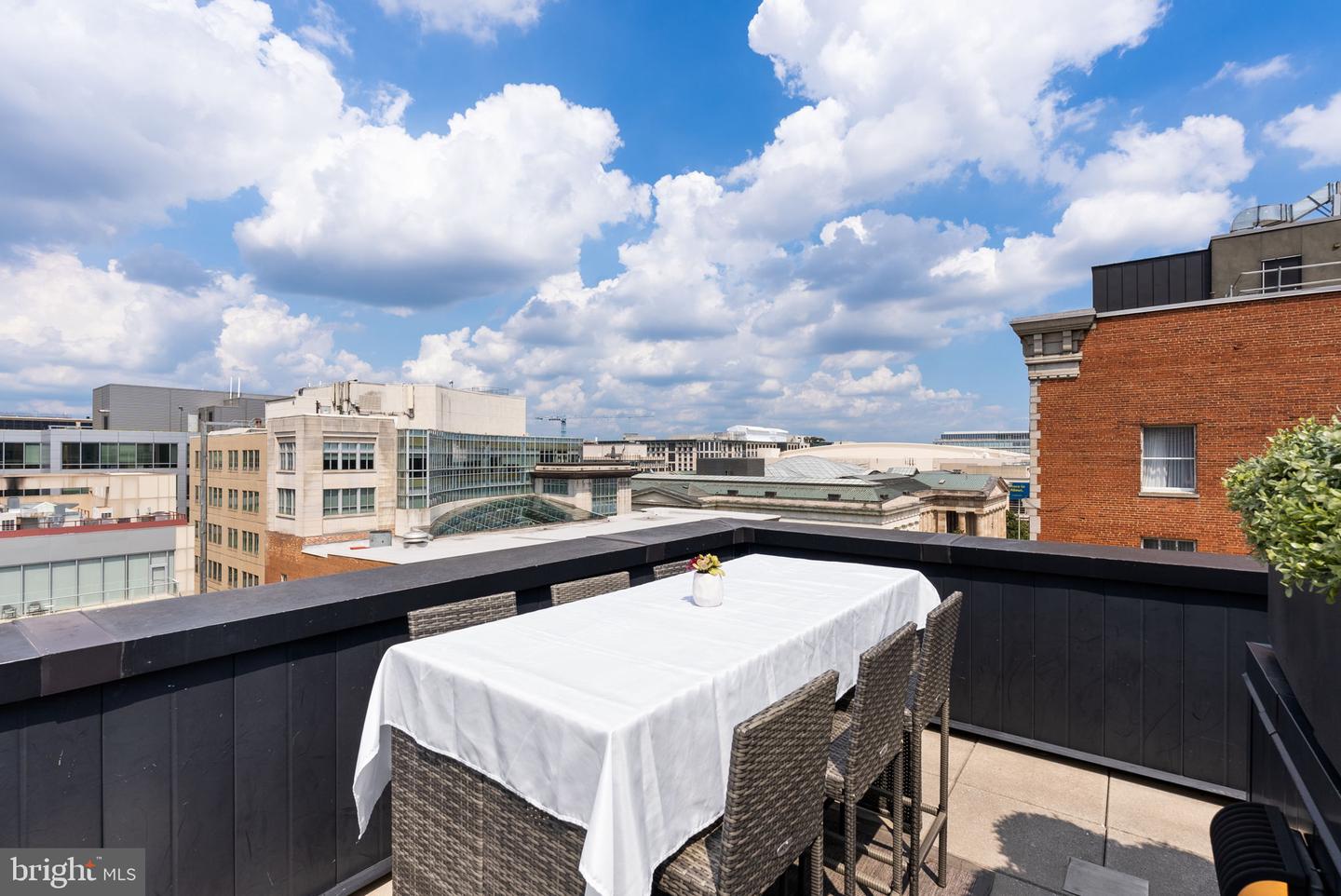 912 F ST NW #905, WASHINGTON, District Of Columbia 20004, 5 Bedrooms Bedrooms, ,4 BathroomsBathrooms,Residential,For sale,912 F ST NW #905,DCDC2215568 MLS # DCDC2215568