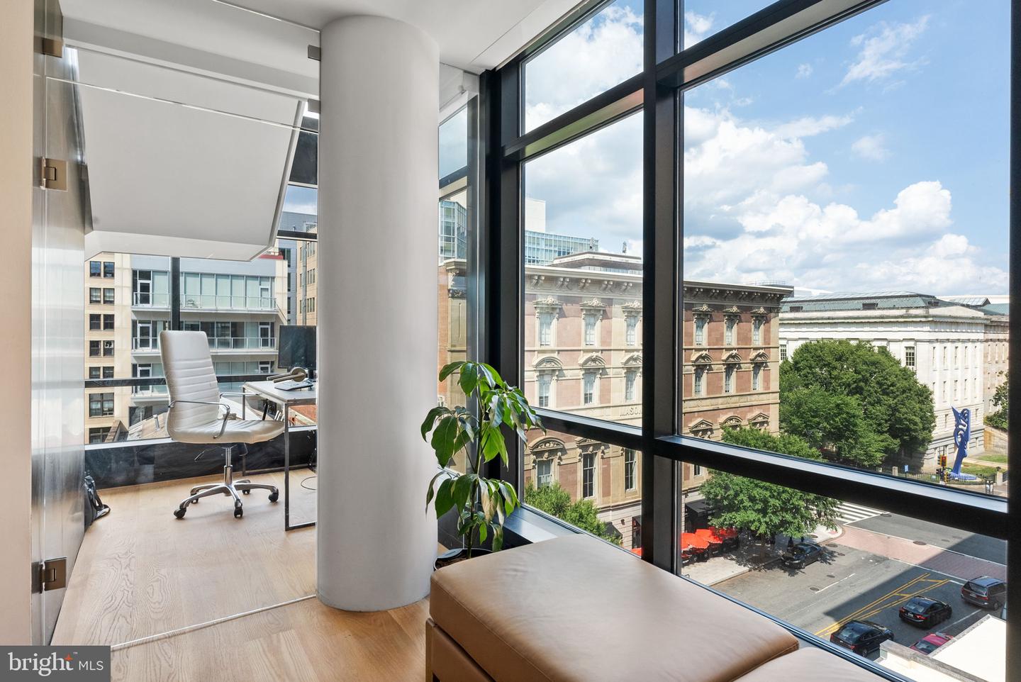 912 F ST NW #905, WASHINGTON, District Of Columbia 20004, 5 Bedrooms Bedrooms, ,4 BathroomsBathrooms,Residential,For sale,912 F ST NW #905,DCDC2215568 MLS # DCDC2215568