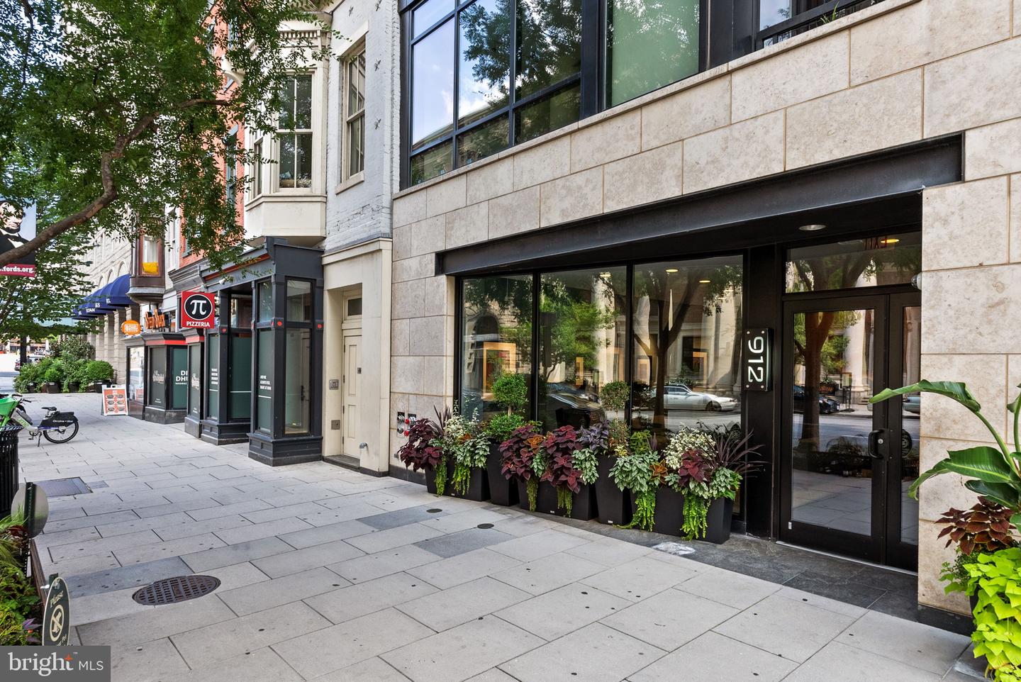 912 F ST NW #905, WASHINGTON, District Of Columbia 20004, 5 Bedrooms Bedrooms, ,4 BathroomsBathrooms,Residential,For sale,912 F ST NW #905,DCDC2215568 MLS # DCDC2215568