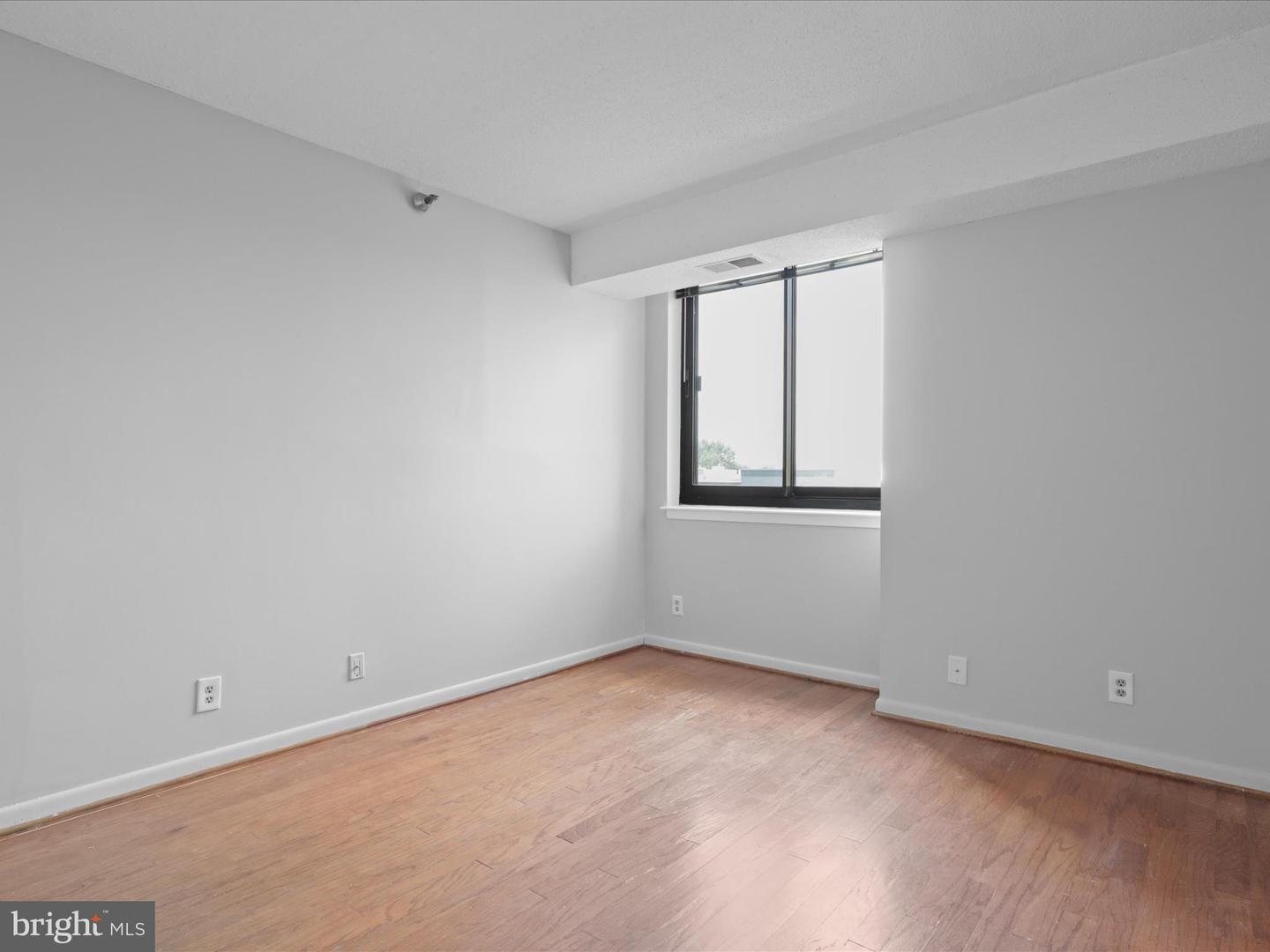 5505 SEMINARY RD #505N, FALLS CHURCH, Virginia 22041, 3 Bedrooms Bedrooms, ,2 BathroomsBathrooms,Residential,For sale,5505 SEMINARY RD #505N,VAFX2261902 MLS # VAFX2261902