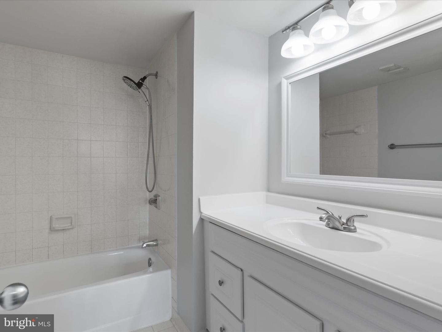 5505 SEMINARY RD #505N, FALLS CHURCH, Virginia 22041, 3 Bedrooms Bedrooms, ,2 BathroomsBathrooms,Residential,For sale,5505 SEMINARY RD #505N,VAFX2261902 MLS # VAFX2261902