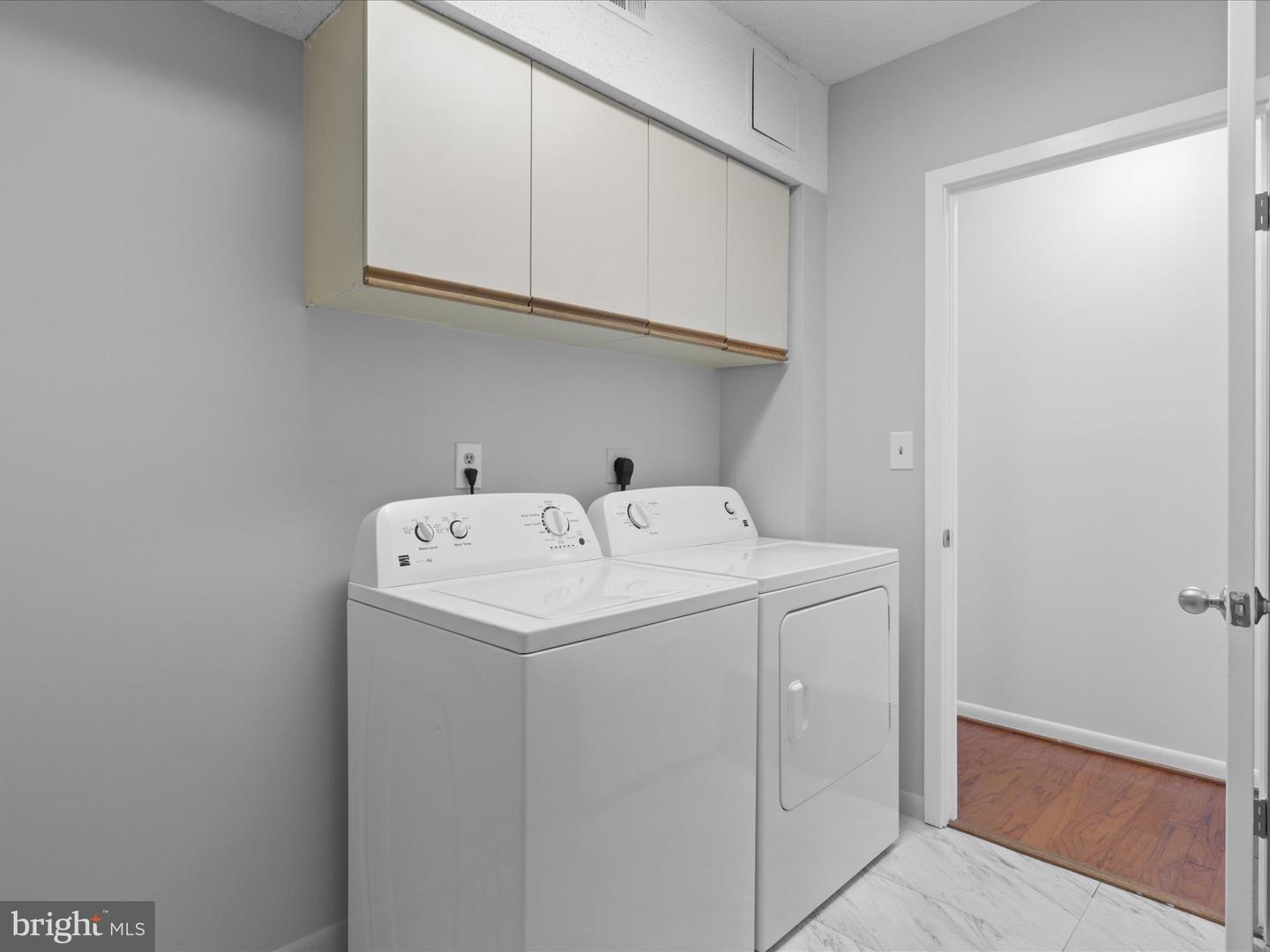 5505 SEMINARY RD #505N, FALLS CHURCH, Virginia 22041, 3 Bedrooms Bedrooms, ,2 BathroomsBathrooms,Residential,For sale,5505 SEMINARY RD #505N,VAFX2261902 MLS # VAFX2261902