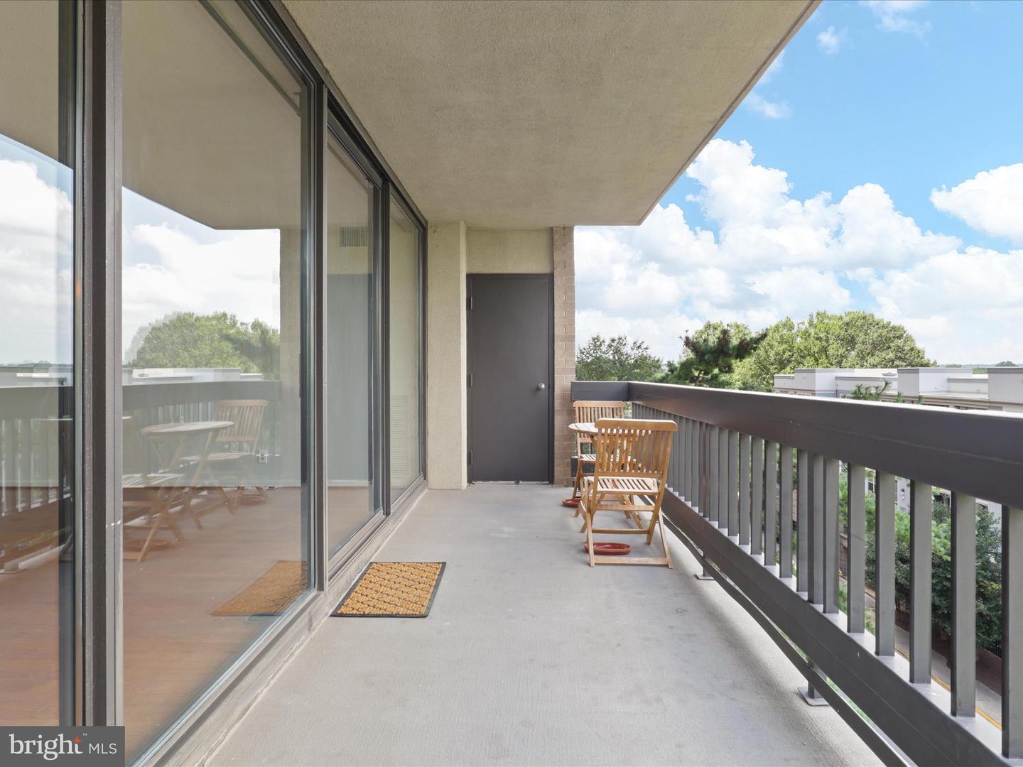 5505 SEMINARY RD #505N, FALLS CHURCH, Virginia 22041, 3 Bedrooms Bedrooms, ,2 BathroomsBathrooms,Residential,For sale,5505 SEMINARY RD #505N,VAFX2261902 MLS # VAFX2261902