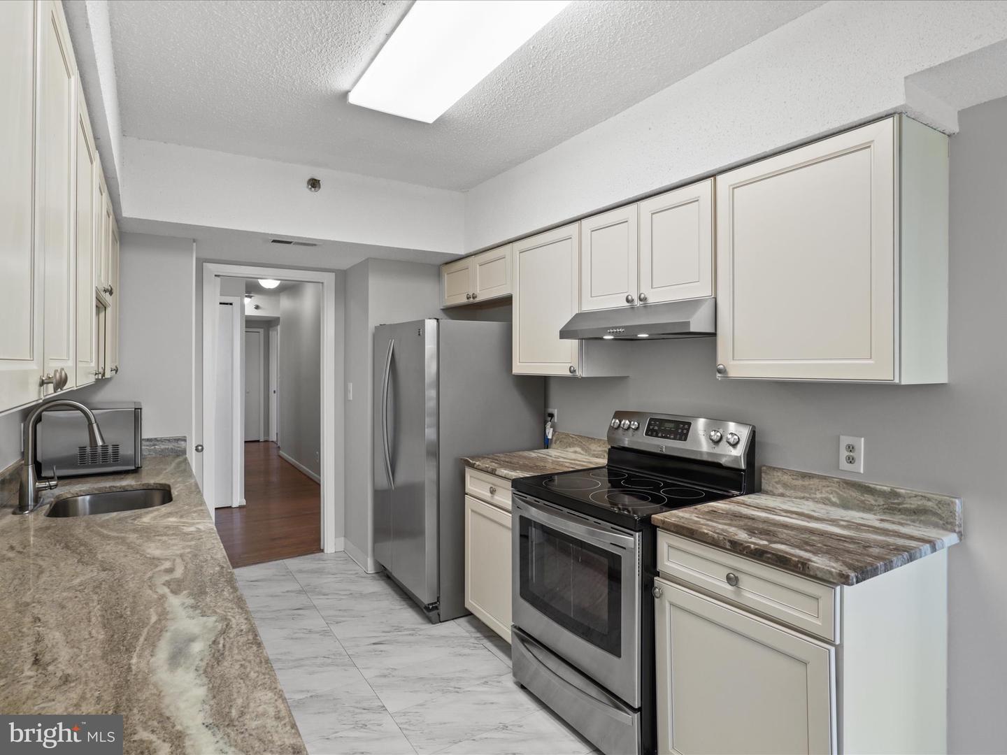 5505 SEMINARY RD #505N, FALLS CHURCH, Virginia 22041, 3 Bedrooms Bedrooms, ,2 BathroomsBathrooms,Residential,For sale,5505 SEMINARY RD #505N,VAFX2261902 MLS # VAFX2261902