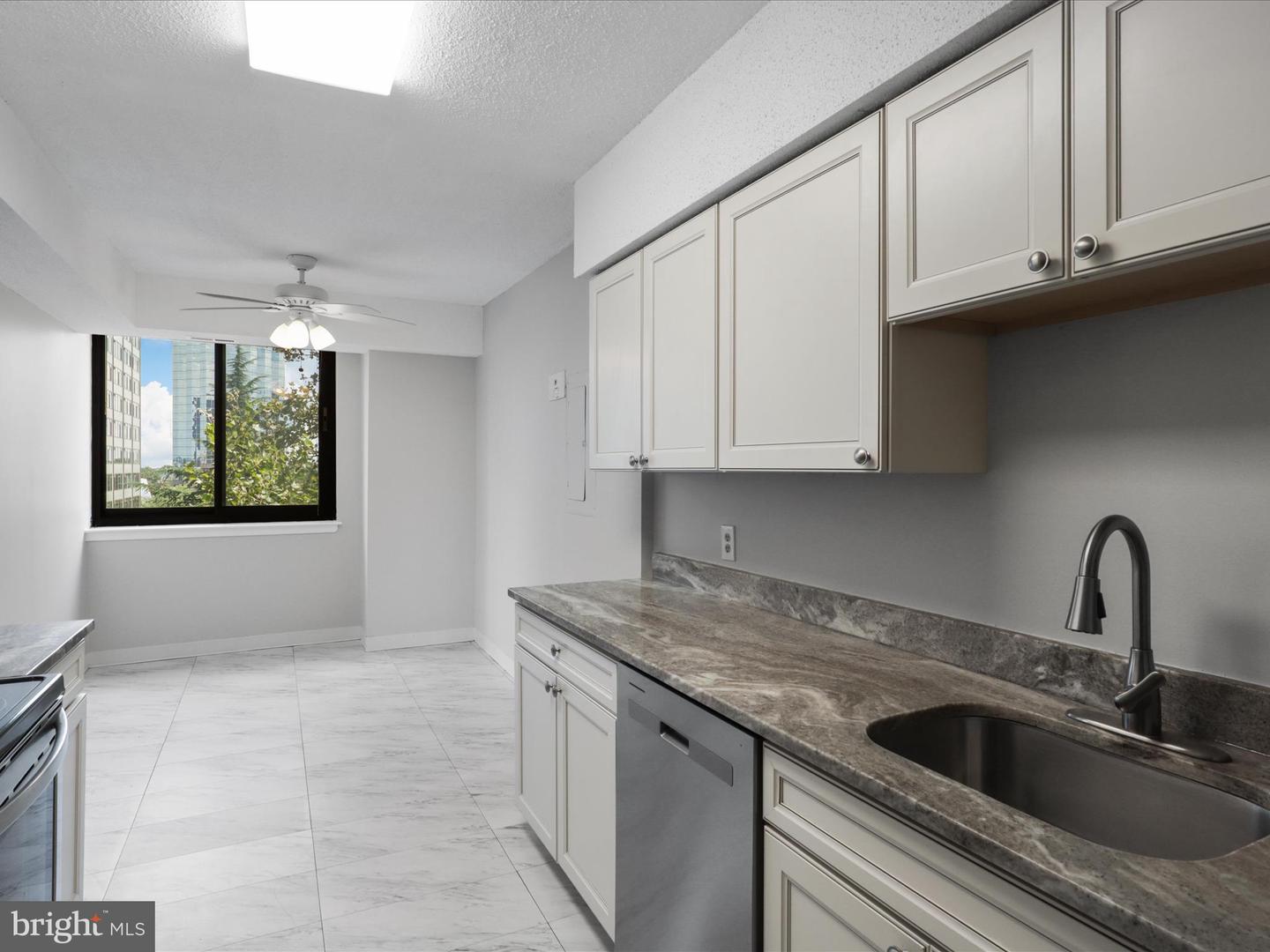 5505 SEMINARY RD #505N, FALLS CHURCH, Virginia 22041, 3 Bedrooms Bedrooms, ,2 BathroomsBathrooms,Residential,For sale,5505 SEMINARY RD #505N,VAFX2261902 MLS # VAFX2261902