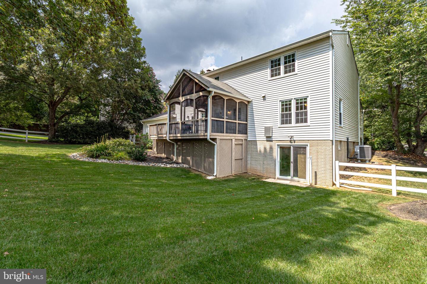 10329 ZION DR, FAIRFAX, Virginia 22032, 4 Bedrooms Bedrooms, 7 Rooms Rooms,2 BathroomsBathrooms,Residential,For sale,10329 ZION DR,VAFX2261240 MLS # VAFX2261240