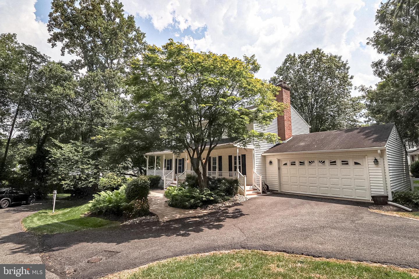 10329 ZION DR, FAIRFAX, Virginia 22032, 4 Bedrooms Bedrooms, 7 Rooms Rooms,2 BathroomsBathrooms,Residential,For sale,10329 ZION DR,VAFX2261240 MLS # VAFX2261240