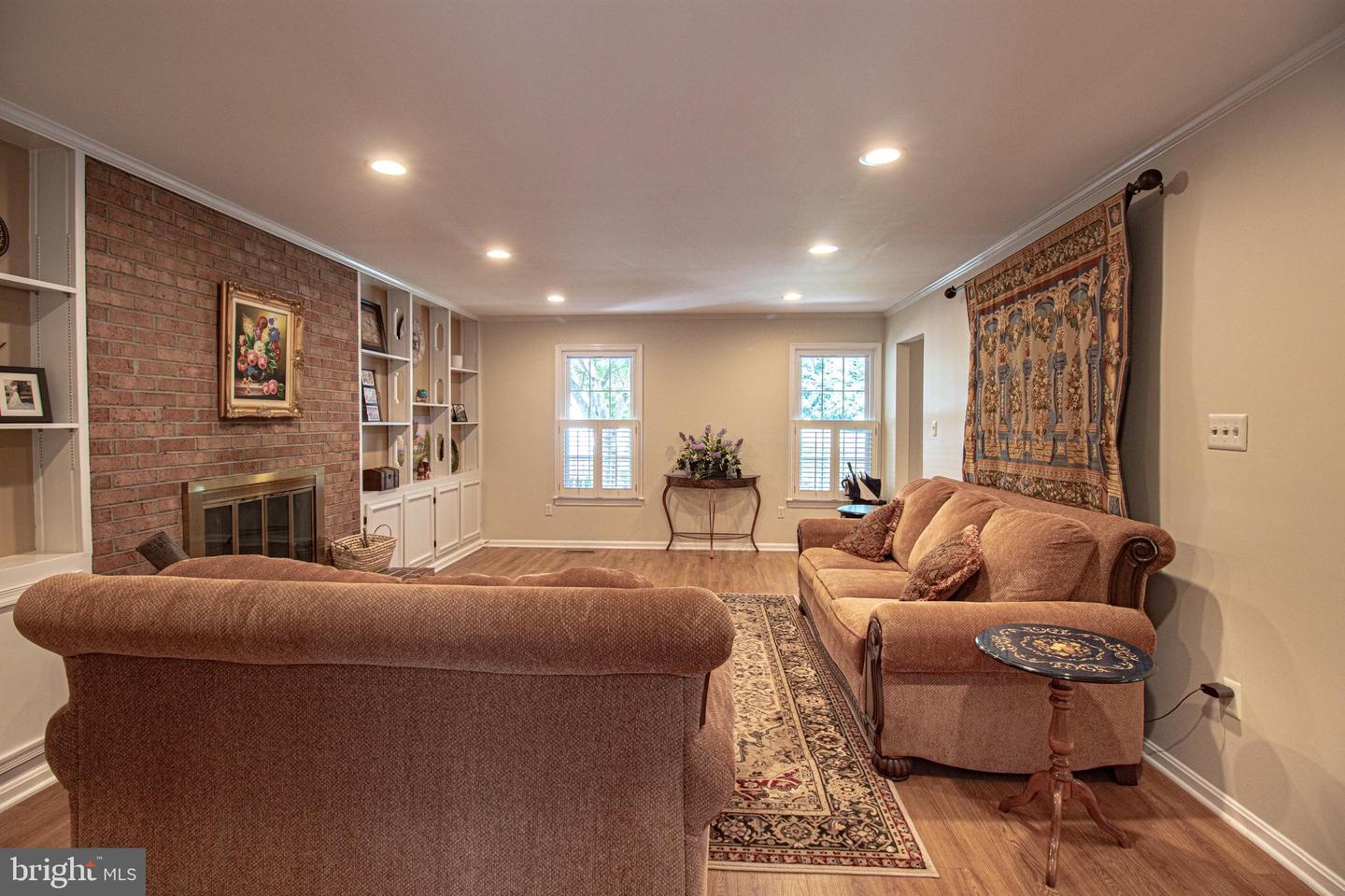 10329 ZION DR, FAIRFAX, Virginia 22032, 4 Bedrooms Bedrooms, 7 Rooms Rooms,2 BathroomsBathrooms,Residential,For sale,10329 ZION DR,VAFX2261240 MLS # VAFX2261240