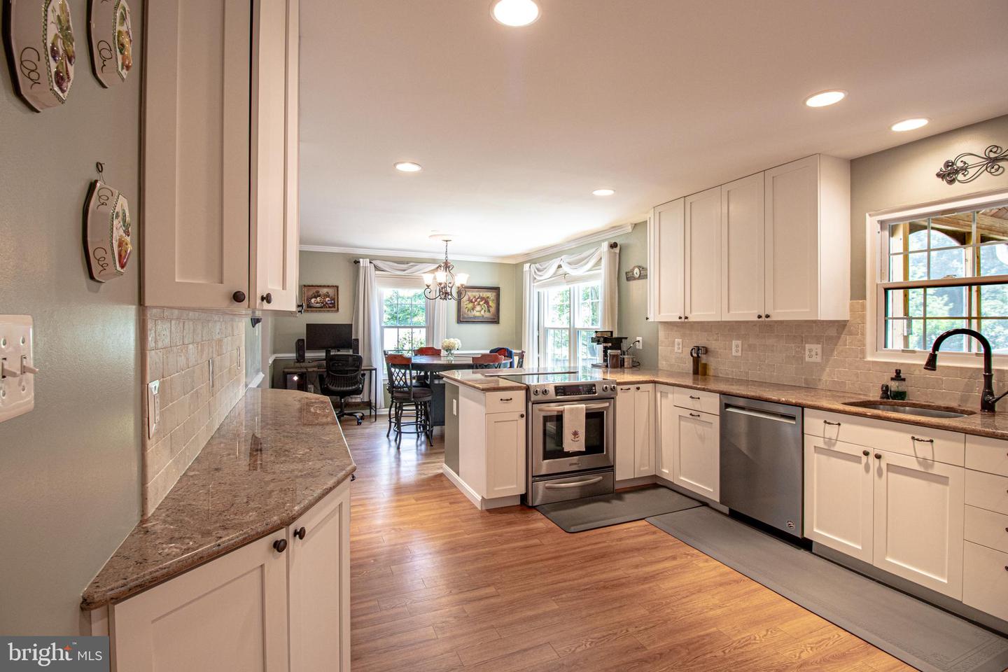 10329 ZION DR, FAIRFAX, Virginia 22032, 4 Bedrooms Bedrooms, 7 Rooms Rooms,2 BathroomsBathrooms,Residential,For sale,10329 ZION DR,VAFX2261240 MLS # VAFX2261240