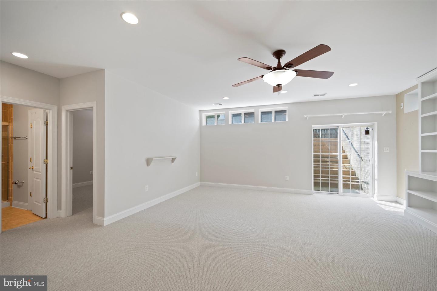 293 ARIEL DR NE, LEESBURG, Virginia 20176, 4 Bedrooms Bedrooms, ,3 BathroomsBathrooms,Residential,For sale,293 ARIEL DR NE,VALO2104542 MLS # VALO2104542