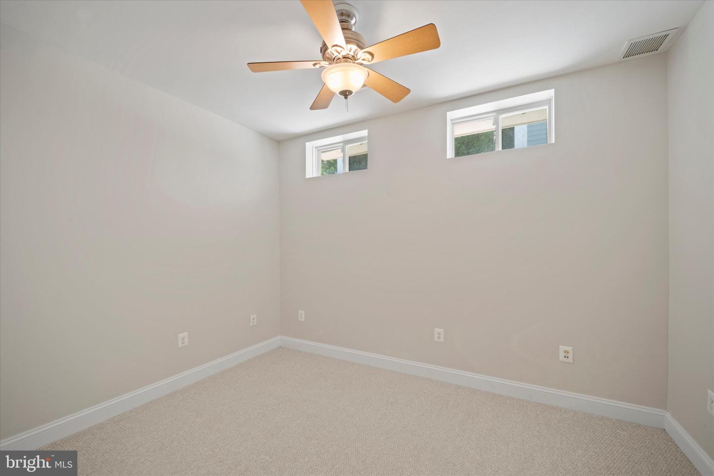 293 ARIEL DR NE, LEESBURG, Virginia 20176, 4 Bedrooms Bedrooms, ,3 BathroomsBathrooms,Residential,For sale,293 ARIEL DR NE,VALO2104542 MLS # VALO2104542