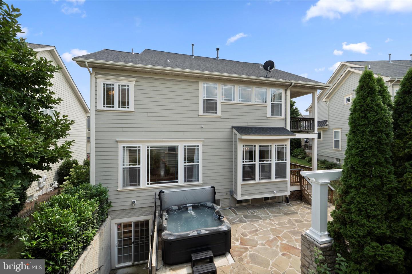 293 ARIEL DR NE, LEESBURG, Virginia 20176, 4 Bedrooms Bedrooms, ,3 BathroomsBathrooms,Residential,For sale,293 ARIEL DR NE,VALO2104542 MLS # VALO2104542