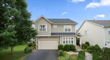 293 ARIEL DR NE, LEESBURG, Virginia 20176, 4 Bedrooms Bedrooms, ,3 BathroomsBathrooms,Residential,For sale,293 ARIEL DR NE,VALO2104542 MLS # VALO2104542