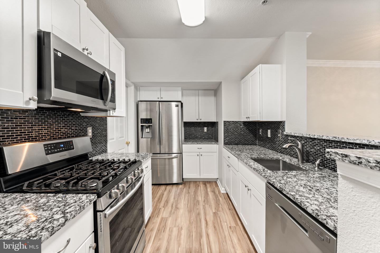 4501 SUPERIOR SQ #4501, FAIRFAX, Virginia 22033, 1 Bedroom Bedrooms, 3 Rooms Rooms,1 BathroomBathrooms,Residential,For sale,4501 SUPERIOR SQ #4501,VAFX2261276 MLS # VAFX2261276