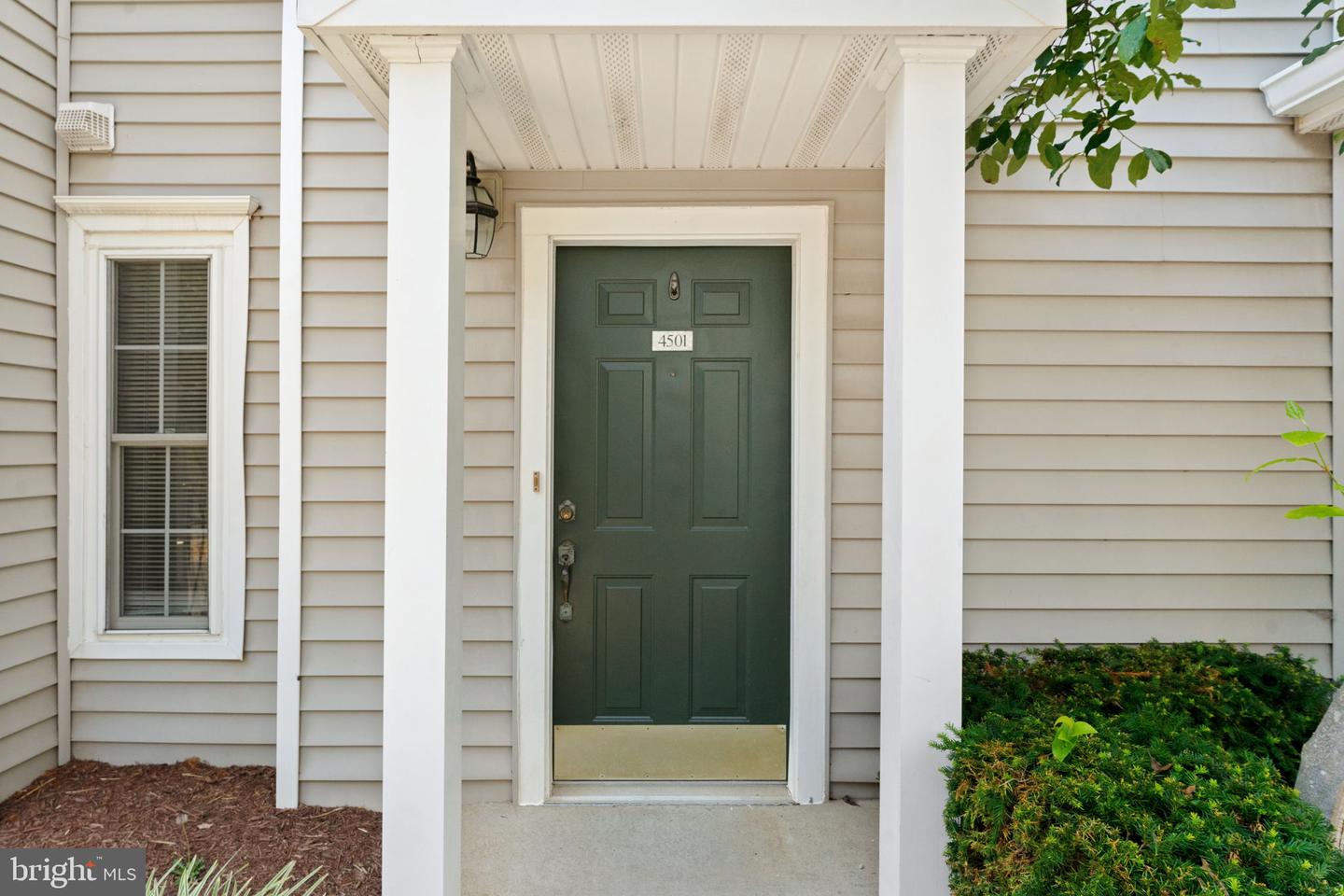 4501 SUPERIOR SQ #4501, FAIRFAX, Virginia 22033, 1 Bedroom Bedrooms, 3 Rooms Rooms,1 BathroomBathrooms,Residential,For sale,4501 SUPERIOR SQ #4501,VAFX2261276 MLS # VAFX2261276