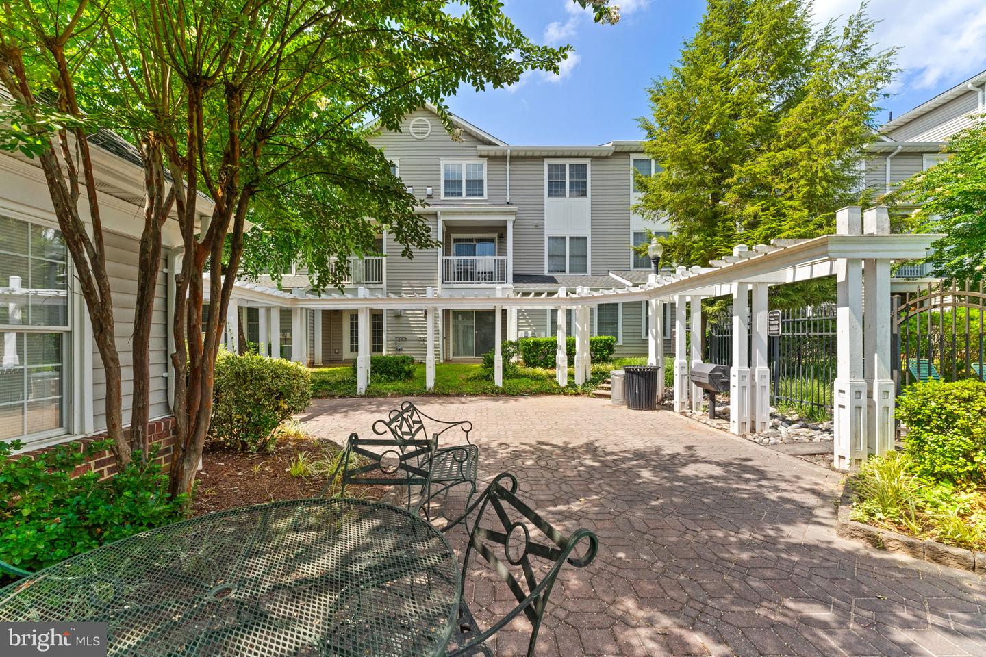 4501 SUPERIOR SQ #4501, FAIRFAX, Virginia 22033, 1 Bedroom Bedrooms, 3 Rooms Rooms,1 BathroomBathrooms,Residential,For sale,4501 SUPERIOR SQ #4501,VAFX2261276 MLS # VAFX2261276
