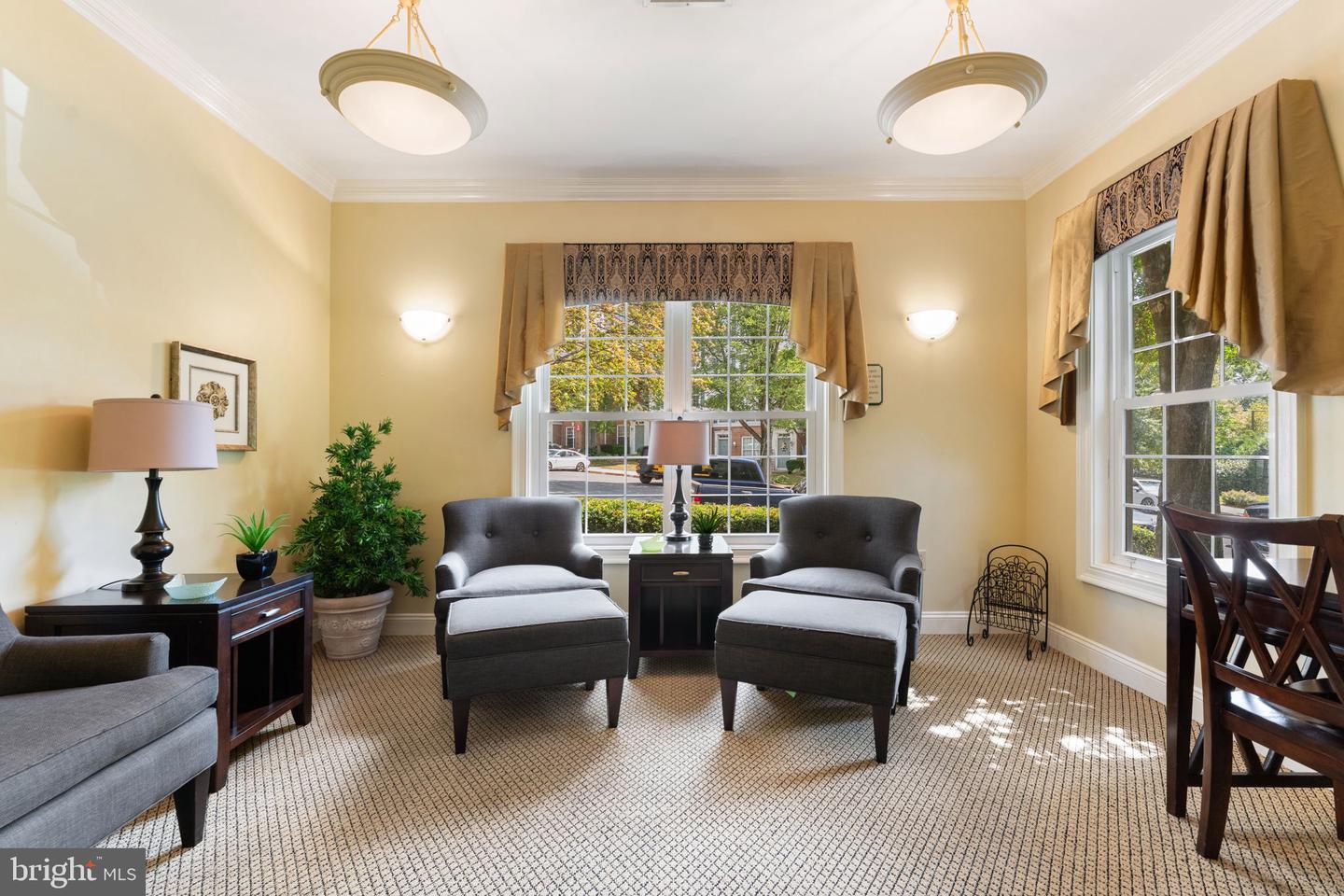 4501 SUPERIOR SQ #4501, FAIRFAX, Virginia 22033, 1 Bedroom Bedrooms, 3 Rooms Rooms,1 BathroomBathrooms,Residential,For sale,4501 SUPERIOR SQ #4501,VAFX2261276 MLS # VAFX2261276