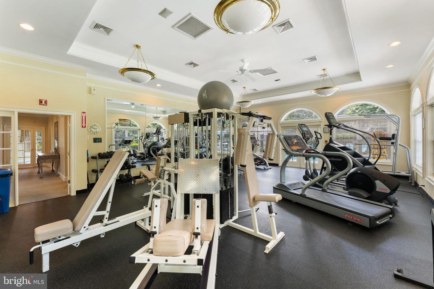 4501 SUPERIOR SQ #4501, FAIRFAX, Virginia 22033, 1 Bedroom Bedrooms, 3 Rooms Rooms,1 BathroomBathrooms,Residential,For sale,4501 SUPERIOR SQ #4501,VAFX2261276 MLS # VAFX2261276