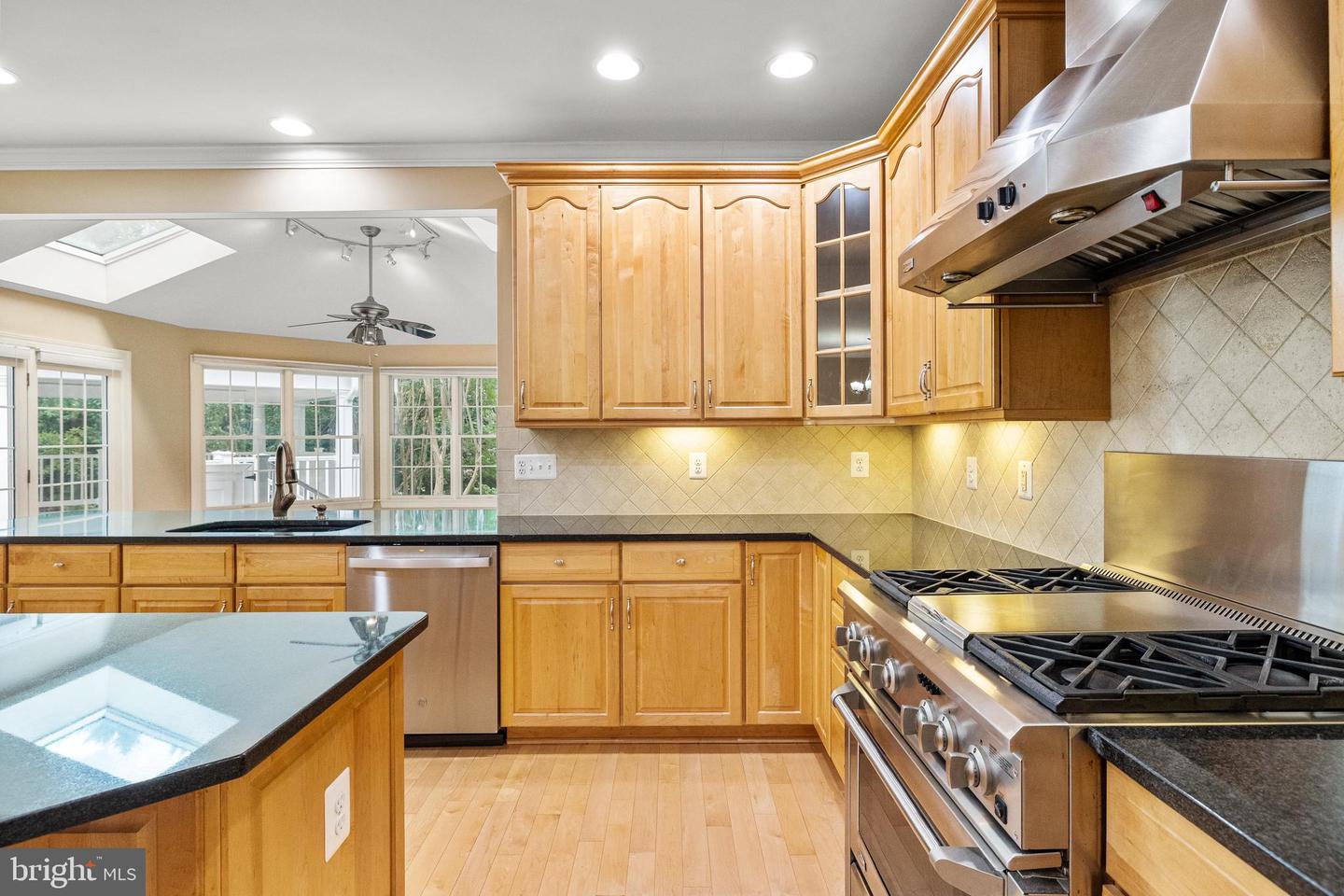 38344 MIDNIGHT SKY PL, HAMILTON, Virginia 20158, 4 Bedrooms Bedrooms, ,4 BathroomsBathrooms,Residential,For sale,38344 MIDNIGHT SKY PL,VALO2104548 MLS # VALO2104548