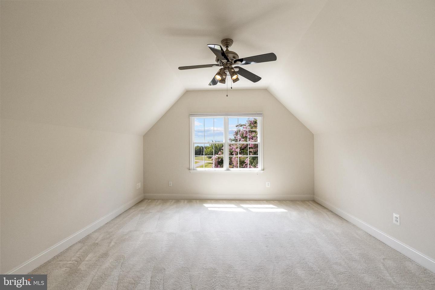 38344 MIDNIGHT SKY PL, HAMILTON, Virginia 20158, 4 Bedrooms Bedrooms, ,4 BathroomsBathrooms,Residential,For sale,38344 MIDNIGHT SKY PL,VALO2104548 MLS # VALO2104548