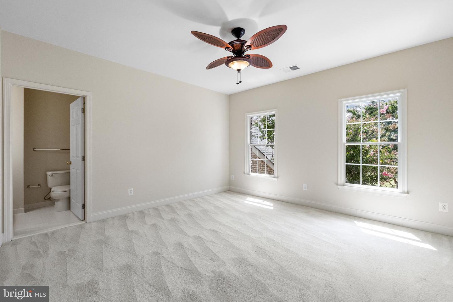 38344 MIDNIGHT SKY PL, HAMILTON, Virginia 20158, 4 Bedrooms Bedrooms, ,4 BathroomsBathrooms,Residential,For sale,38344 MIDNIGHT SKY PL,VALO2104548 MLS # VALO2104548