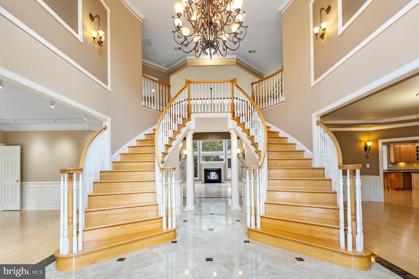 38344 MIDNIGHT SKY PL, HAMILTON, Virginia 20158, 4 Bedrooms Bedrooms, ,4 BathroomsBathrooms,Residential,For sale,38344 MIDNIGHT SKY PL,VALO2104548 MLS # VALO2104548