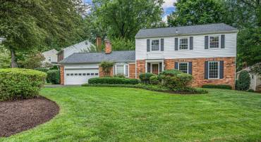 5009 KING DAVID BLVD, ANNANDALE, Virginia 22003, 4 Bedrooms Bedrooms, ,3 BathroomsBathrooms,Residential,For sale,5009 KING DAVID BLVD,VAFX2261376 MLS # VAFX2261376