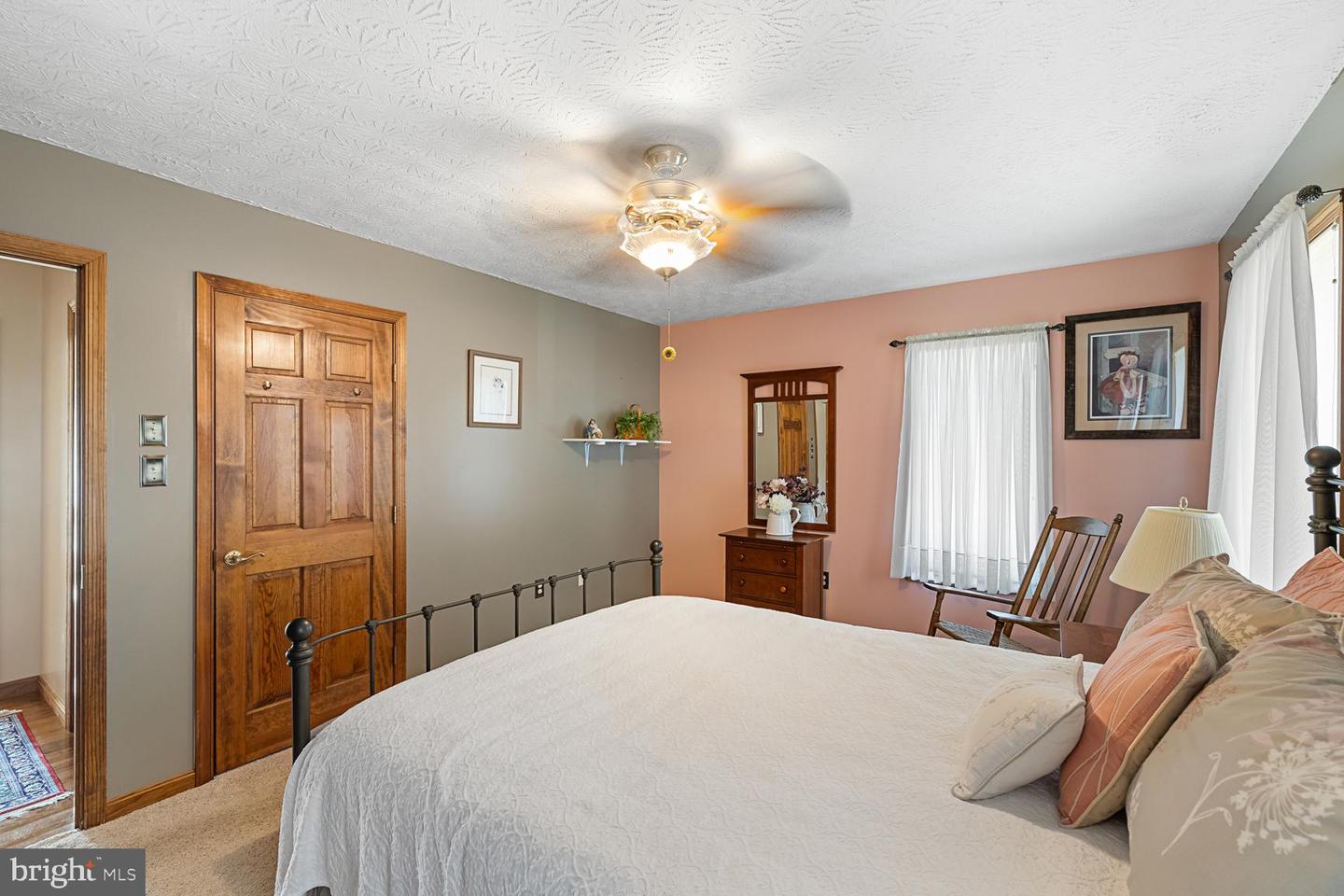 9851 WOODBINE WAY, NEW MARKET, Virginia 22844, 3 Bedrooms Bedrooms, ,3 BathroomsBathrooms,Residential,For sale,9851 WOODBINE WAY,VASH2012228 MLS # VASH2012228