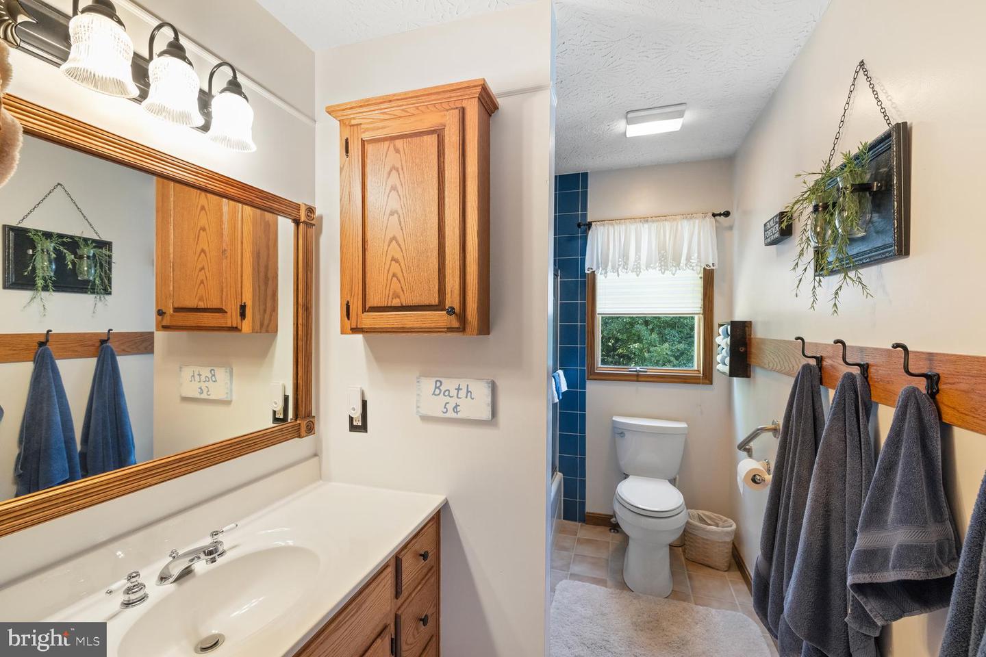 9851 WOODBINE WAY, NEW MARKET, Virginia 22844, 3 Bedrooms Bedrooms, ,3 BathroomsBathrooms,Residential,For sale,9851 WOODBINE WAY,VASH2012228 MLS # VASH2012228