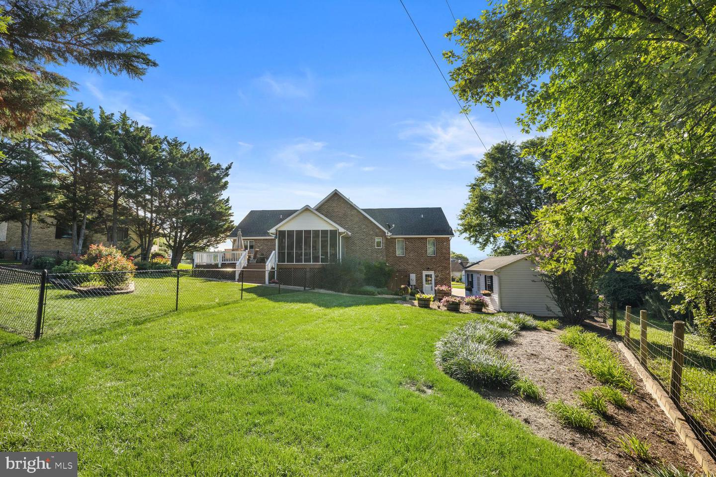 9851 WOODBINE WAY, NEW MARKET, Virginia 22844, 3 Bedrooms Bedrooms, ,3 BathroomsBathrooms,Residential,For sale,9851 WOODBINE WAY,VASH2012228 MLS # VASH2012228