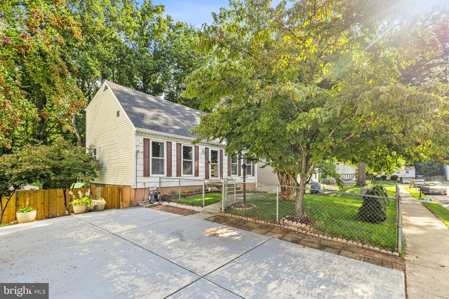 5314 SATTERFIELD DR, WOODBRIDGE, Virginia 22193, 4 Bedrooms Bedrooms, ,3 BathroomsBathrooms,Residential,For sale,5314 SATTERFIELD DR,VAPW2101584 MLS # VAPW2101584