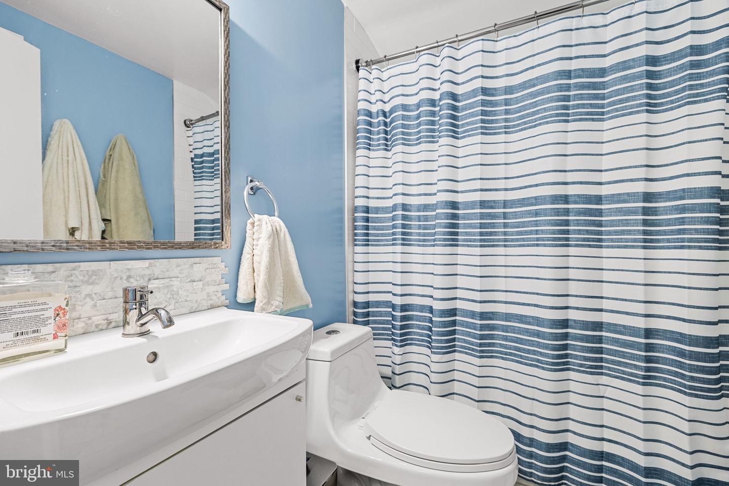5314 SATTERFIELD DR, WOODBRIDGE, Virginia 22193, 4 Bedrooms Bedrooms, ,3 BathroomsBathrooms,Residential,For sale,5314 SATTERFIELD DR,VAPW2101584 MLS # VAPW2101584