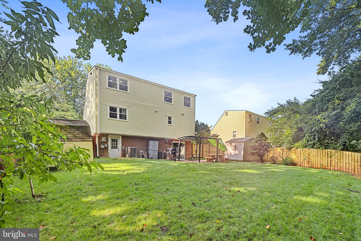 5314 SATTERFIELD DR, WOODBRIDGE, Virginia 22193, 4 Bedrooms Bedrooms, ,3 BathroomsBathrooms,Residential,For sale,5314 SATTERFIELD DR,VAPW2101584 MLS # VAPW2101584
