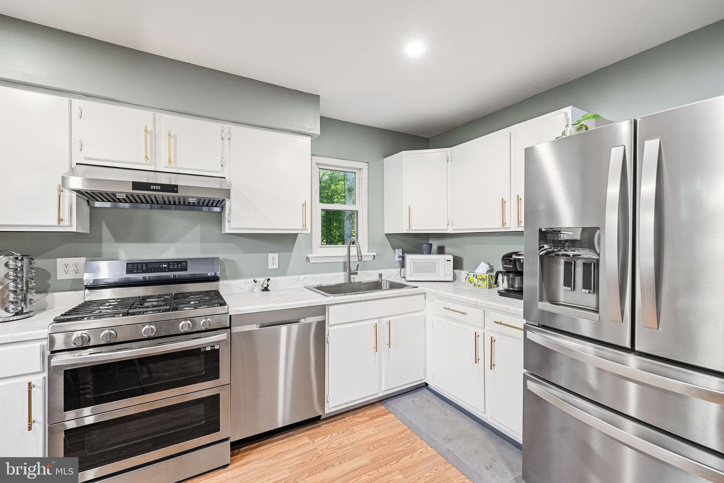 5314 SATTERFIELD DR, WOODBRIDGE, Virginia 22193, 4 Bedrooms Bedrooms, ,3 BathroomsBathrooms,Residential,For sale,5314 SATTERFIELD DR,VAPW2101584 MLS # VAPW2101584