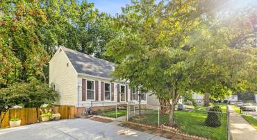 5314 SATTERFIELD DR, WOODBRIDGE, Virginia 22193, 4 Bedrooms Bedrooms, ,3 BathroomsBathrooms,Residential,For sale,5314 SATTERFIELD DR,VAPW2101584 MLS # VAPW2101584