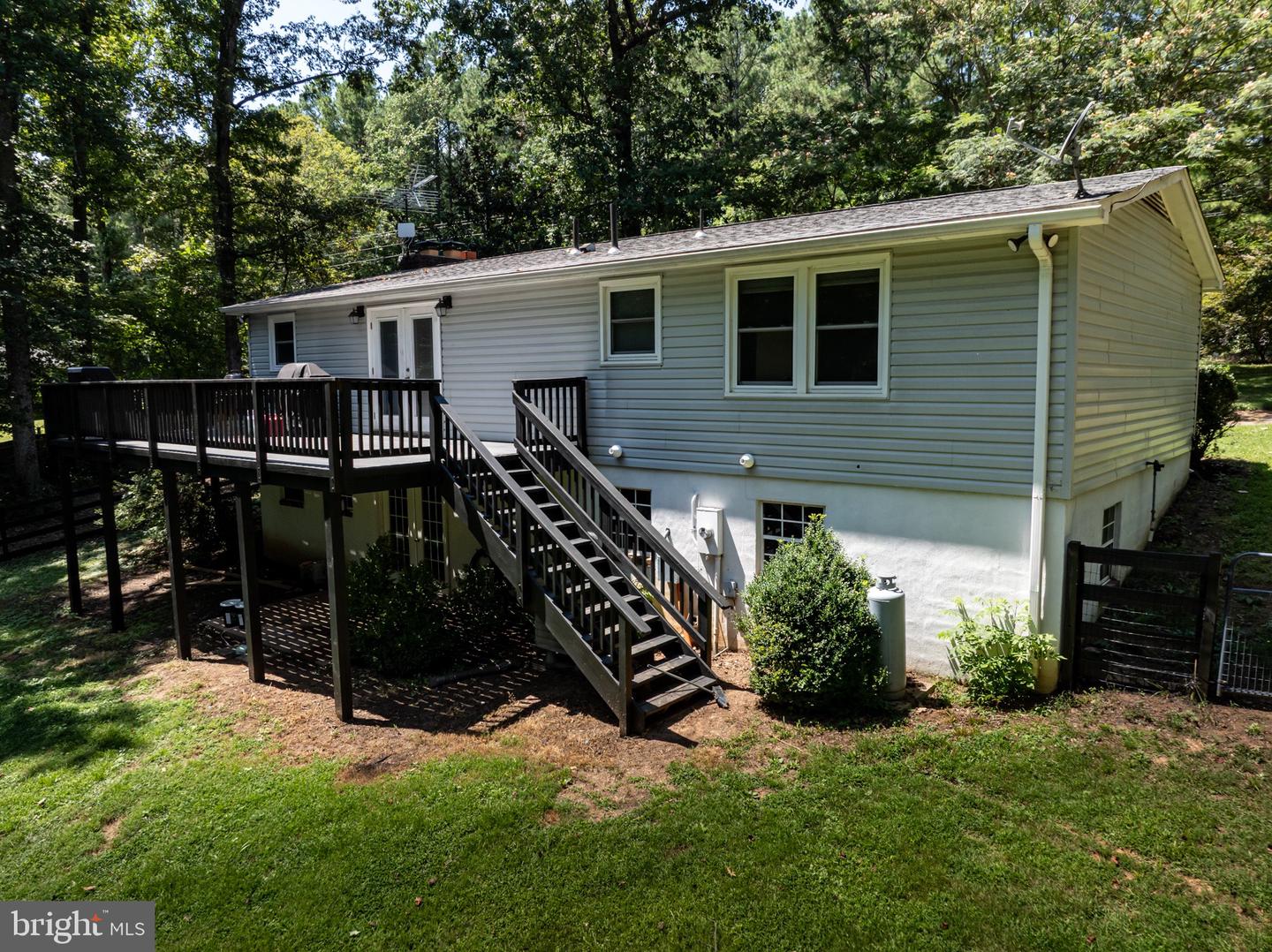 13375 SILVER HILL RD, SUMERDUCK, Virginia 22742, 3 Bedrooms Bedrooms, ,3 BathroomsBathrooms,Residential,For sale,13375 SILVER HILL RD,VAFQ2017944 MLS # VAFQ2017944