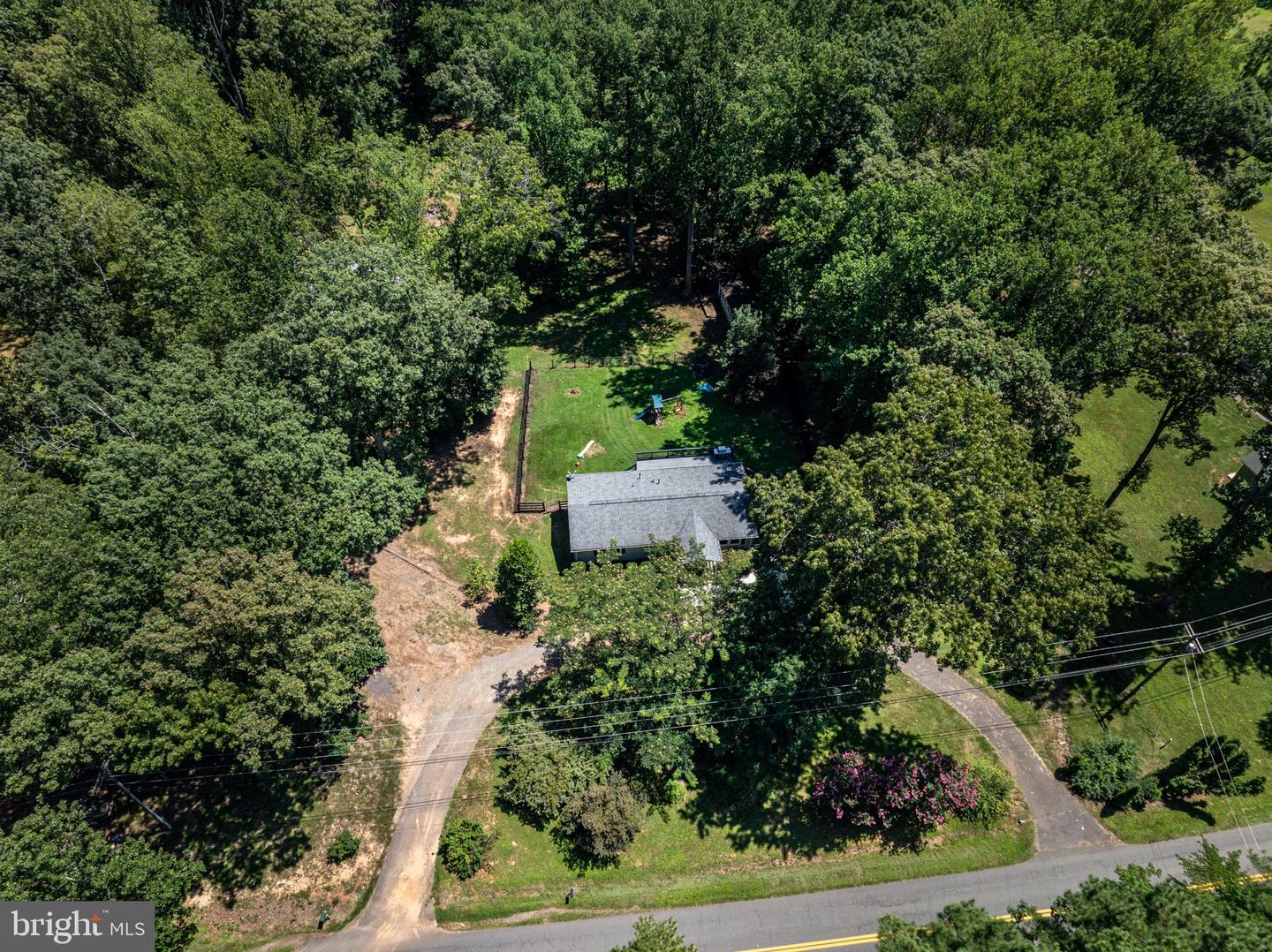 13375 SILVER HILL RD, SUMERDUCK, Virginia 22742, 3 Bedrooms Bedrooms, ,3 BathroomsBathrooms,Residential,For sale,13375 SILVER HILL RD,VAFQ2017944 MLS # VAFQ2017944