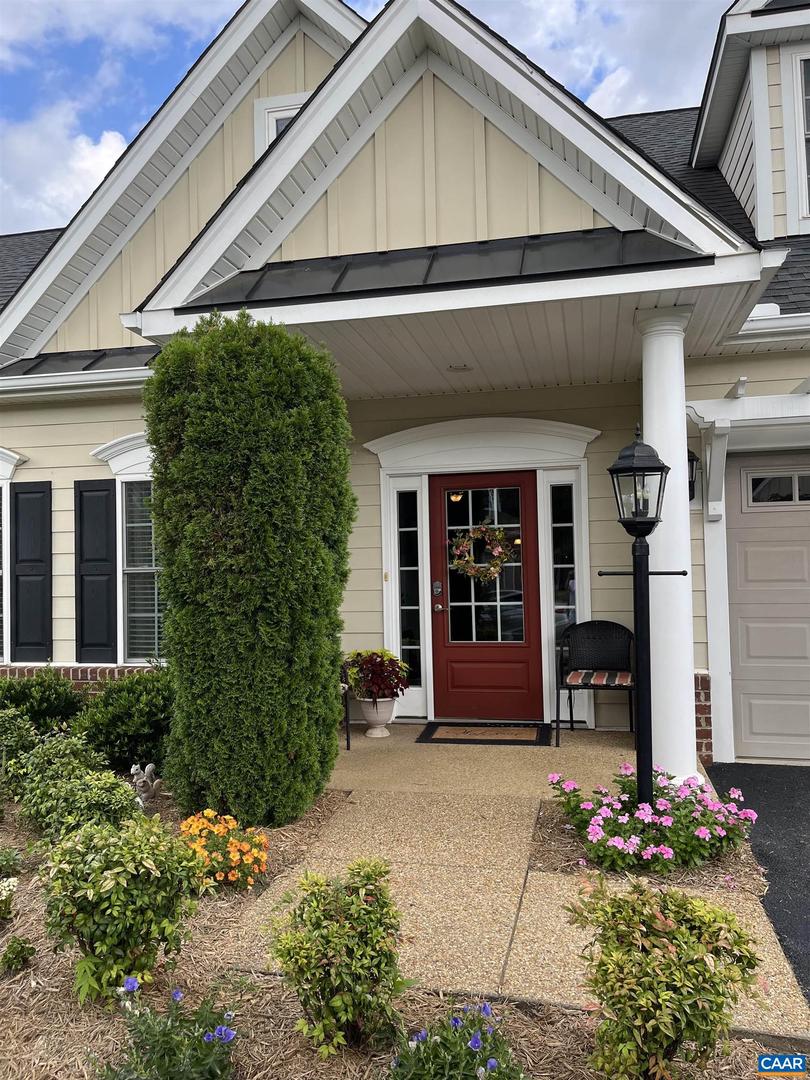 1620 SAWGRASS CT, CHARLOTTESVILLE, Virginia 22901, 2 Bedrooms Bedrooms, ,2 BathroomsBathrooms,Residential,For sale,1620 SAWGRASS CT,667908 MLS # 667908
