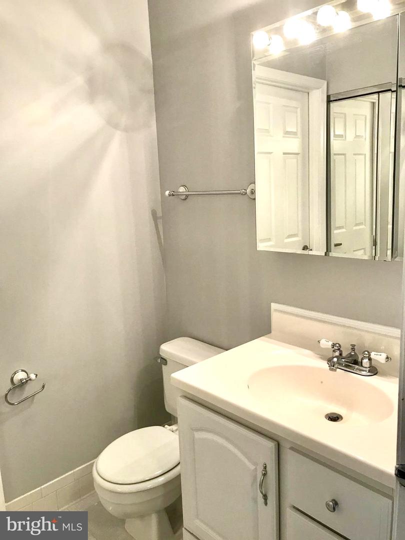 8010 DAYSPRING CT, SPRINGFIELD, Virginia 22153, 3 Bedrooms Bedrooms, ,2 BathroomsBathrooms,Residential,For sale,8010 DAYSPRING CT,VAFX2261730 MLS # VAFX2261730