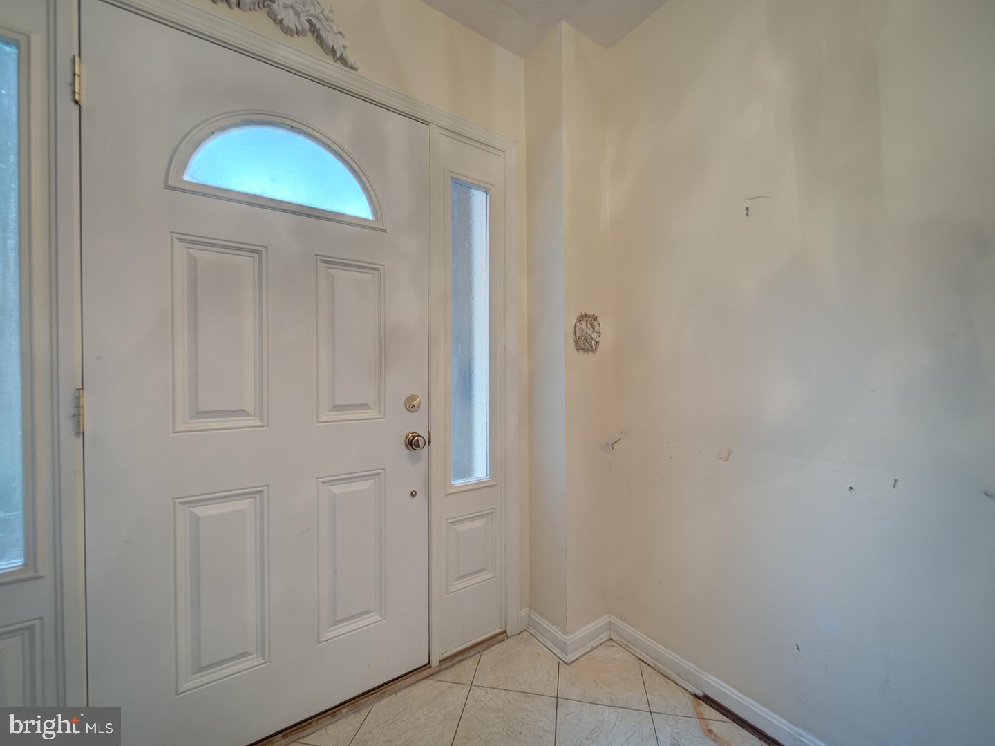 6607 MIDHILL PL, FALLS CHURCH, Virginia 22043, 3 Bedrooms Bedrooms, ,2 BathroomsBathrooms,Residential,For sale,6607 MIDHILL PL,VAFX2261888 MLS # VAFX2261888
