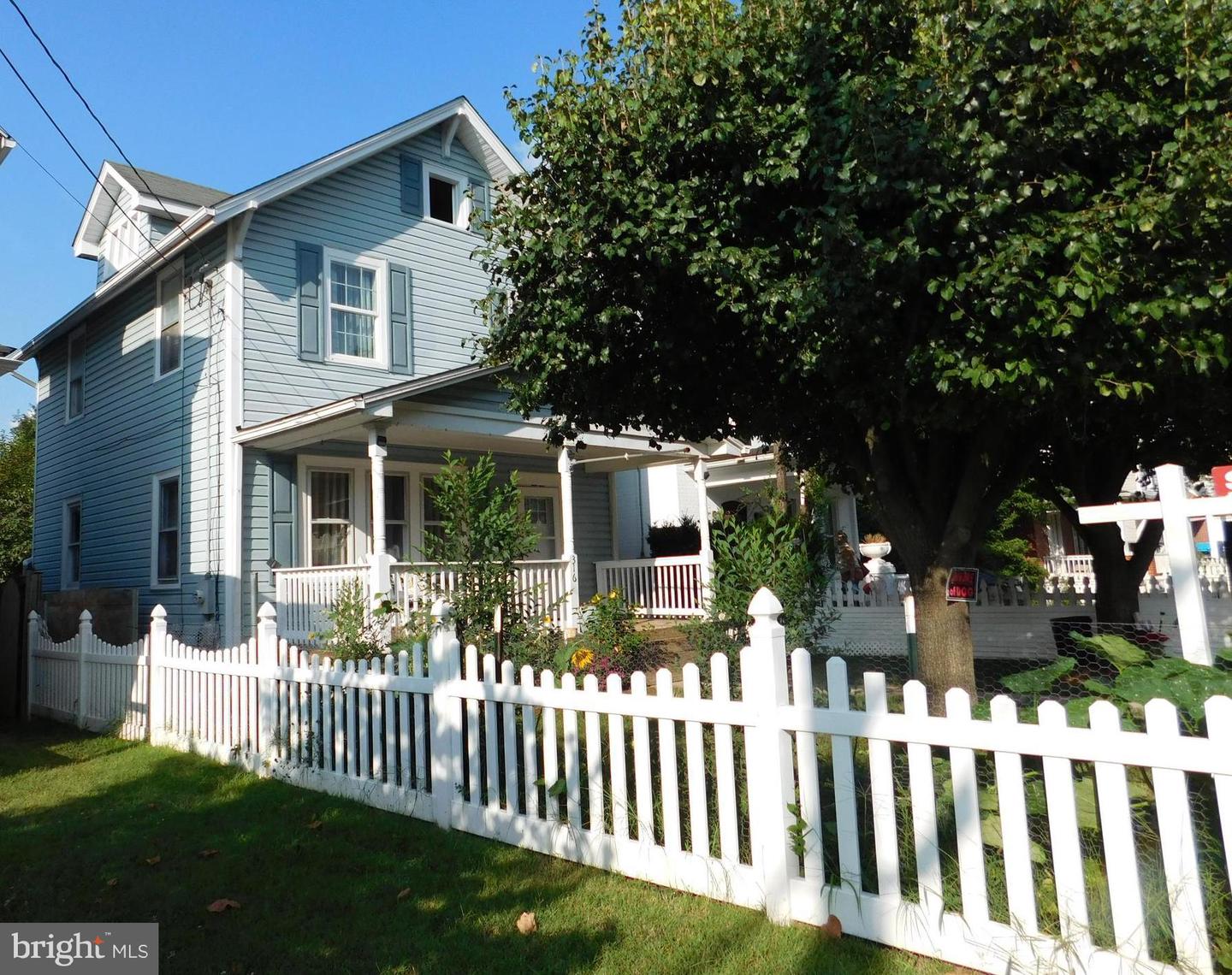 316 VIRGINIA AVE, WINCHESTER, Virginia 22601, 3 Bedrooms Bedrooms, ,1 BathroomBathrooms,Residential,For sale,316 VIRGINIA AVE,VAWI2008912 MLS # VAWI2008912