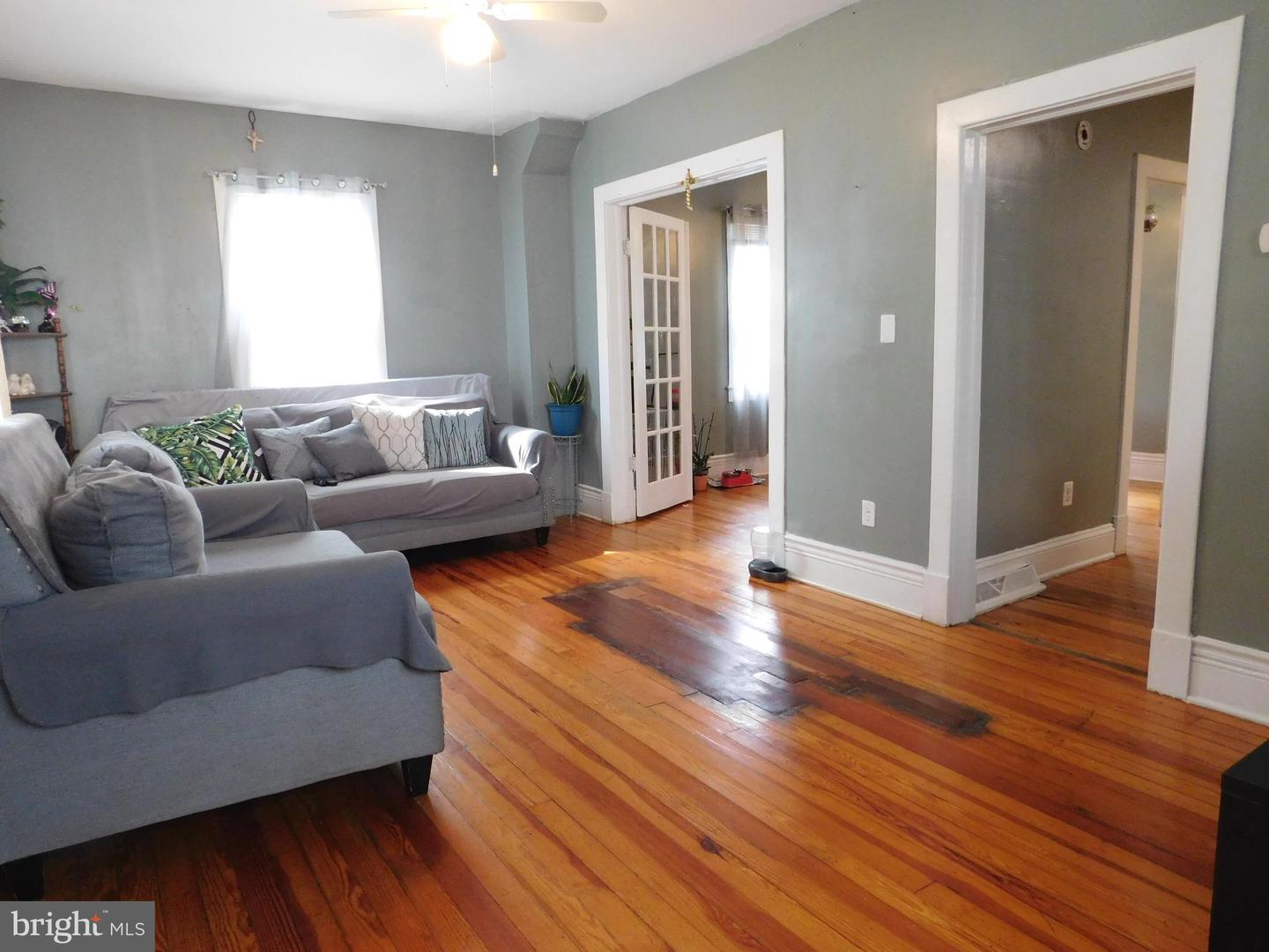 316 VIRGINIA AVE, WINCHESTER, Virginia 22601, 3 Bedrooms Bedrooms, ,1 BathroomBathrooms,Residential,For sale,316 VIRGINIA AVE,VAWI2008912 MLS # VAWI2008912